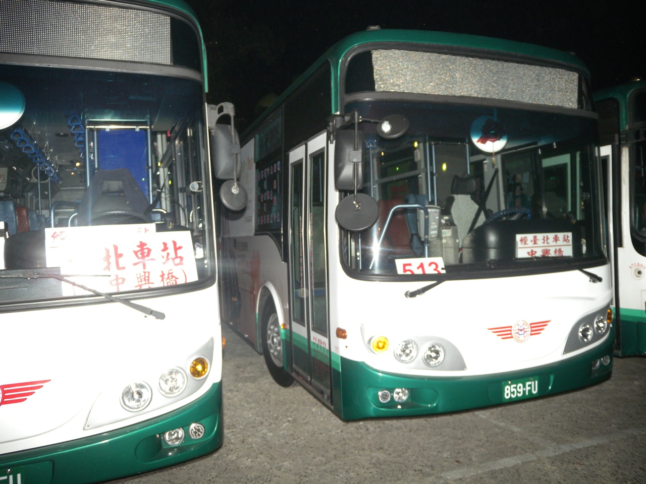 BH球王按摩椅公車車體廣告之公車-5